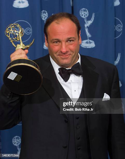 Emmy Winner James Gandolfini backstage at the 52nd Emmy Awards Show at the Shrine Auditorium, September 10, 2000 in Los Angeles, California.