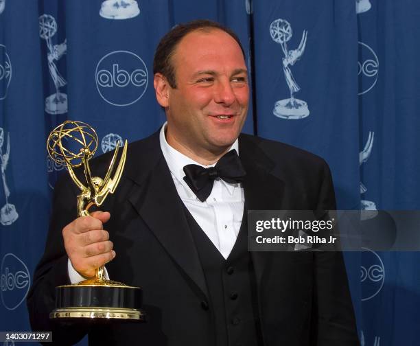 Emmy Winner James Gandolfini backstage at the 52nd Emmy Awards Show at the Shrine Auditorium, September 10, 2000 in Los Angeles, California.