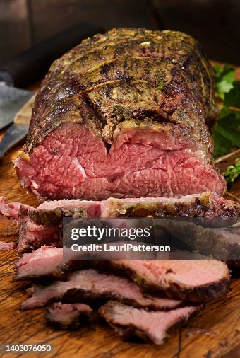 BBQ Grilled Medium Rare Tri Tip Roast BBQ Grilled Medium Rare Tri Tip Roast