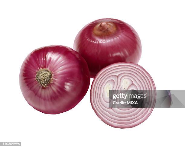 red onion - red onion stock illustrations