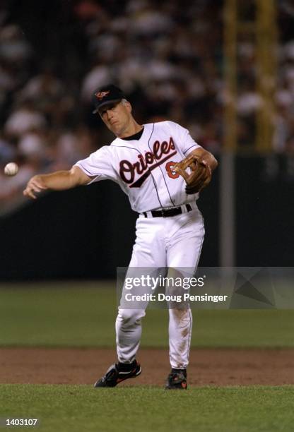 Cal Ripken 2130 84 Number 2130 Stock Photos, High-Res Pictures, and Images - Getty Images