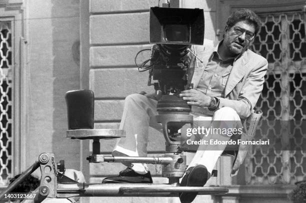 Ettore Scola, Italian film director, during the filming of 'Il Mondo Nuovo' . November 01, 1981.