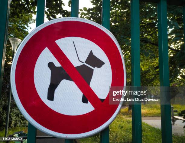 Prohibit Dog Animal Prohibition Sign Photos and Premium High Res Pictures - Getty Images