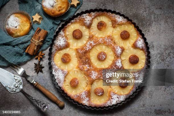 freshly baked sweet pie with pineapple - fruitcake stock pictures, royalty-free photos & images