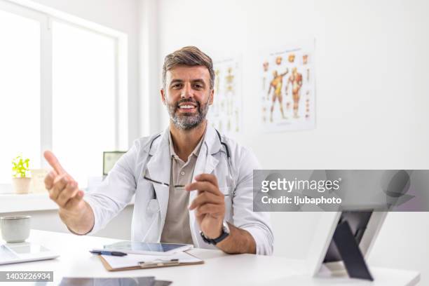 doctor's online pov medical consultation - personal perspective doctor stock pictures, royalty-free photos & images