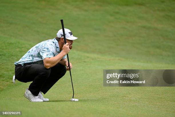 Kyle Westmoreland lines up a shot on the first green during the third round of the BMW Charity Pro-Am at Thornblade Club on June 11, 2022 in Greer,...