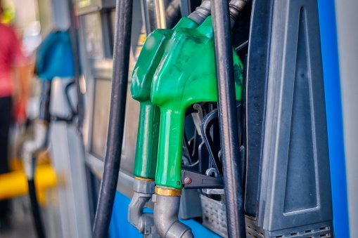 fuel stations and global oil price hikes