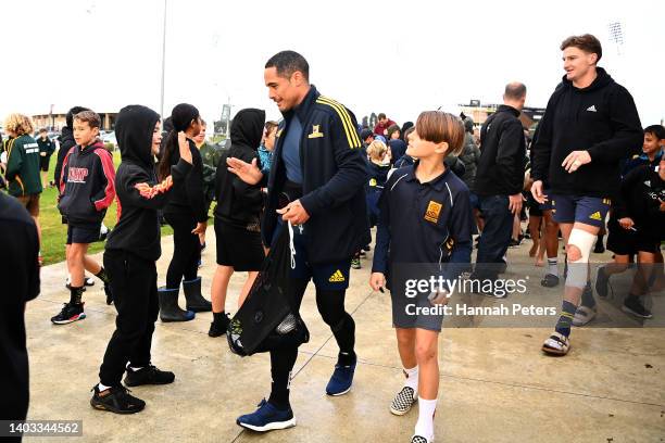 Aaron Smith arrives for a New Zealand All Blacks training session at Blake Park on June 17, 2022 in Mount Maunganui, New Zealand.