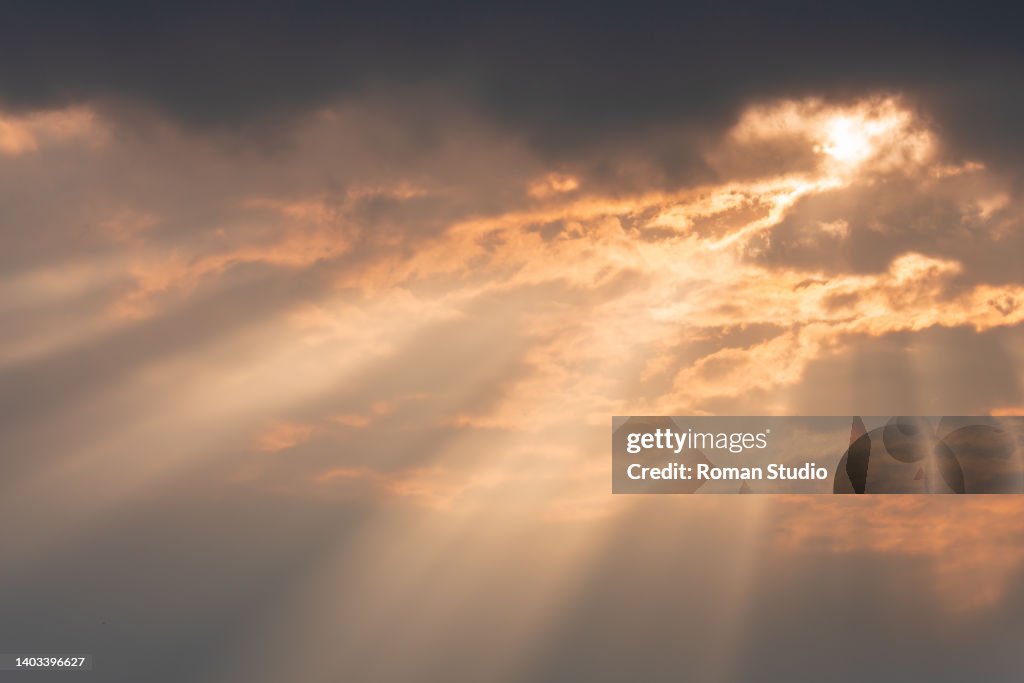 God Rays Nature Rays Of Light Shining Through Dark Clouds God Rays Sun Rays High-Res ...