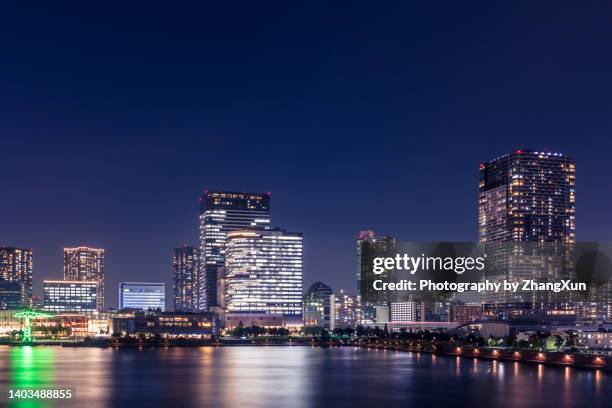 tokyo evening waterfront aerial view  of chuo ward. - chuo ward tokyo stockfoto's en -beelden