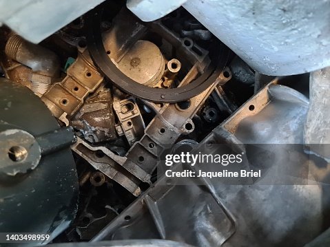 Cast Aluminum 8 High-Res Stock Photo - Getty Images