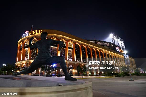 Statue of Tom Seaver outside Citi Field after a game between the Milwaukee Brewers and New York Mets on June 14, 2022 in New York City.