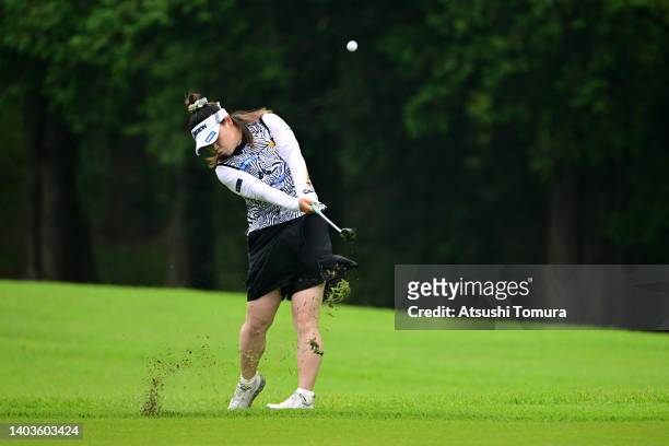 Hiroko Azuma of Japan hits her third shot on the 1st hole during the second round of Nichirei Ladies at Sodegaura Country Club Shinsode Course on...