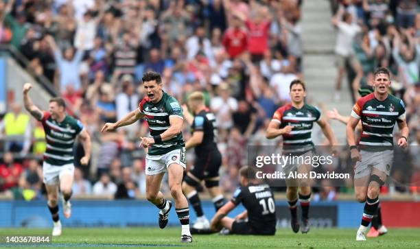 Freddie Burns of Leicester Tigers celebrates after scoring a drop goal to seal victory for Leicester Tigers in the Gallagher Premiership Rugby Final...