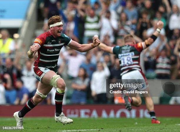 Ollie Chessum of Leicester Tigers celebrates their side's win after the final whistle of the Gallagher Premiership Rugby Final match between...