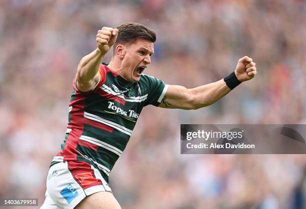 Freddie Burns of Leicester Tigers celebrates after the final whistle after their drop goal seals victory for Leicester Tigers in the Gallagher...