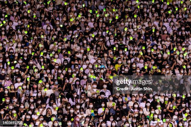 Kpop Fans Entertainment Skorea Music Kpop Fans Photos and Premium High Res ...
