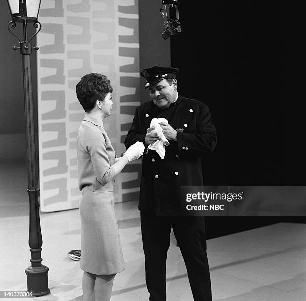 Episode 205 -- Pictured: Wisa D'Orso, Jonathan Winters -- Photo by: Gerald Smith/NBC/NBCU Photo Bank