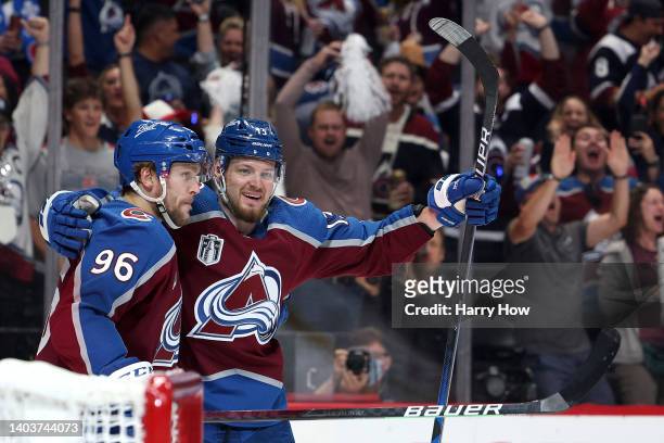 Valeri Nichushkin of the Colorado Avalanche celebrates after scoring a goal with Mikko Rantanen of the Colorado Avalanche during the first period in...