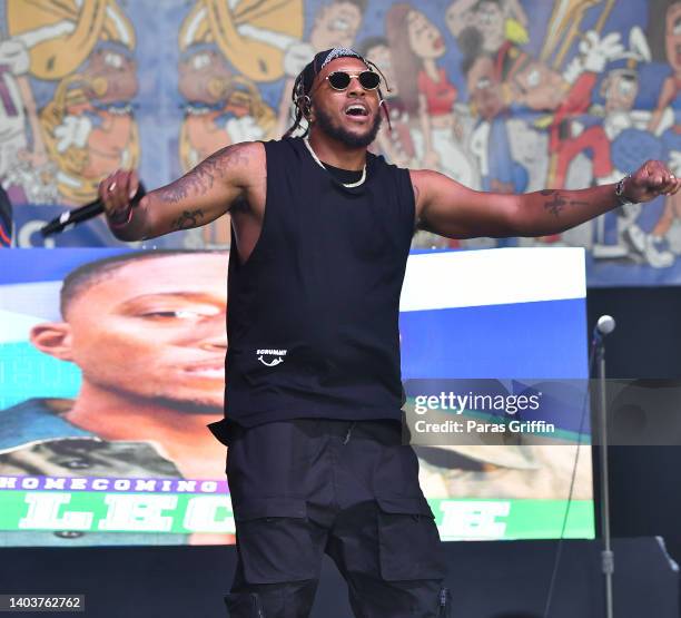 Lecrae Rapping Lecrae Photos and Premium High Res Pictures - Getty Images