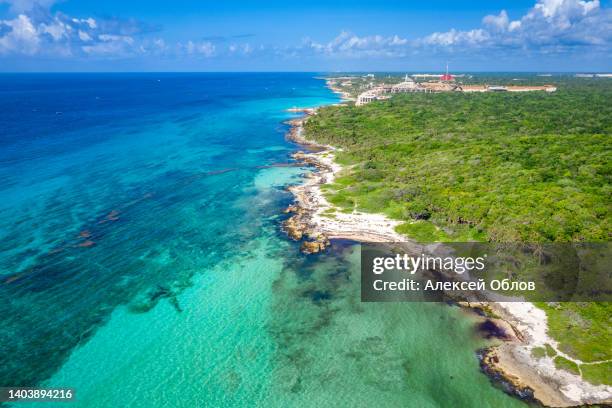 aerial view of the akumal bay in quintana roo, mexico. caribbean sea, coral reef, top view. beautiful tropical paradise beach - latin american civilizations stock pictures, royalty-free photos & images