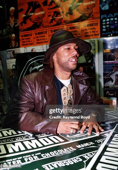 Common Rapper Sign Rapper Common signs autographs and greets fans at George's Music Room ...