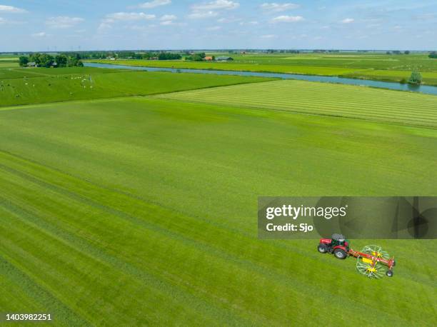 417 Tractor Rake Stock Photos, High-Res Pictures, and Images - Getty Images
