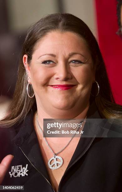 Camryn Manheim arrives at the 53rd Emmy Awards Show, November 4, 2001 in Los Angeles, California.