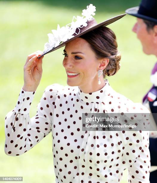 Catherine, Duchess of Cambridge attends day 4 of Royal Ascot at Ascot Racecourse on June 17, 2022 in Ascot, England.
