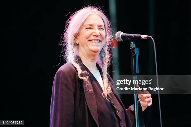 Patti Smith performs on stage during Noches del Botanico music festival at Real Jardín Botánico Alfonso XIII on June 20, 2022 in Madrid, Spain.