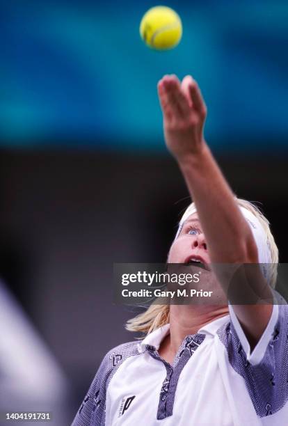 Jana Novotna from the Czech Republic reaches to serve to Arantxa Sánchez Vicario of Spain during their Women's Singles Semi Final match at the XXVI...