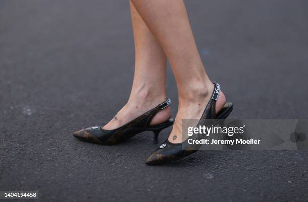 11,206 Low Heels Shoes Stock Photos, High-Res Pictures, and Images - Getty  Images