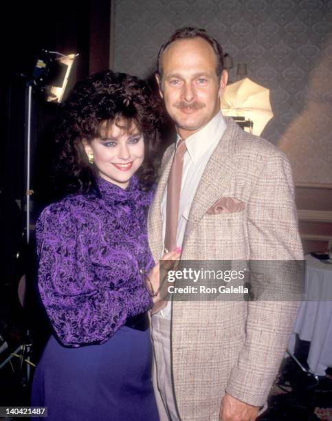 Delta Burke and Gerald McRaney at the 24th Annual Publicists Guild of America Awards, Beverly Hilton Hotel, Beverly Hills.