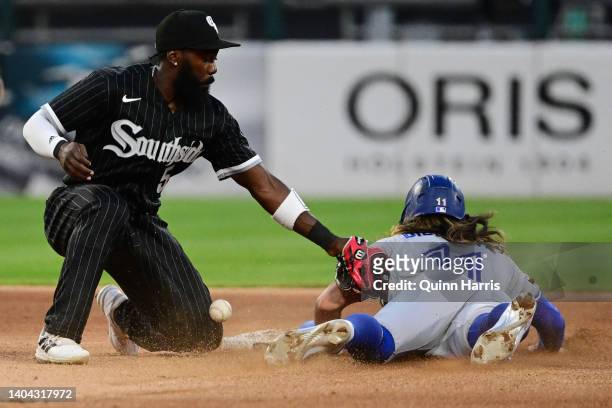 Bo Bichette of the Toronto Blue Jays steals second base in the fourth inning against Josh Harrison of the Chicago White Sox at Guaranteed Rate Field...