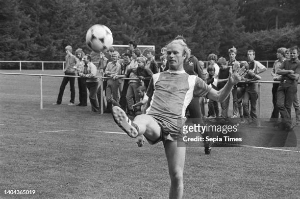 Soccer player Ruud Geels during the training of the Dutch national team in Zeist before the match against Ireland, 8 September 1981, sports,...