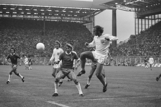 World Cup 74 Netherlands v Brazil 2-0, Neeskens in action, July 3 sports, soccer, The Netherlands, 20th century press agency photo, news to remember,...
