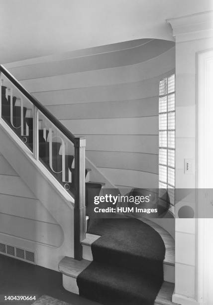 Luxury Home Stairs Photos and Premium High Res Pictures - Getty Images