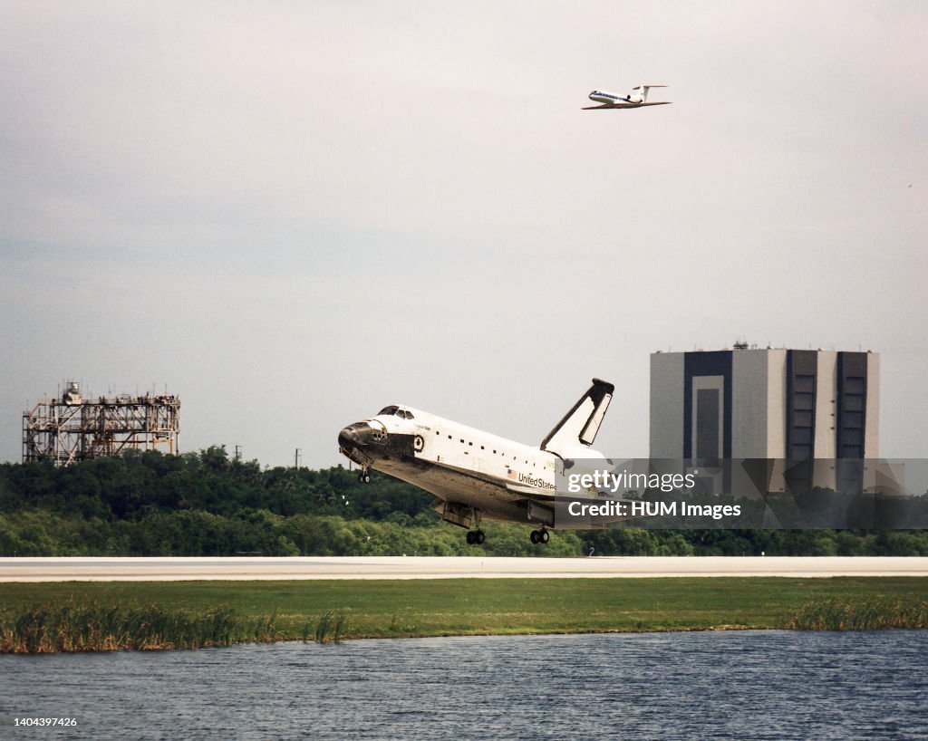 KENNEDY SPACE CENTER, FLA. -- The Space Shuttle Orbiter Columbia glides in for a touchdown on Runway 33 at KSC’s Shuttle Landing Facility that will conclude the Microgravity Science Laboratory-1 (MSL-1) mission. Columbia was scheduled to touch down at 2: