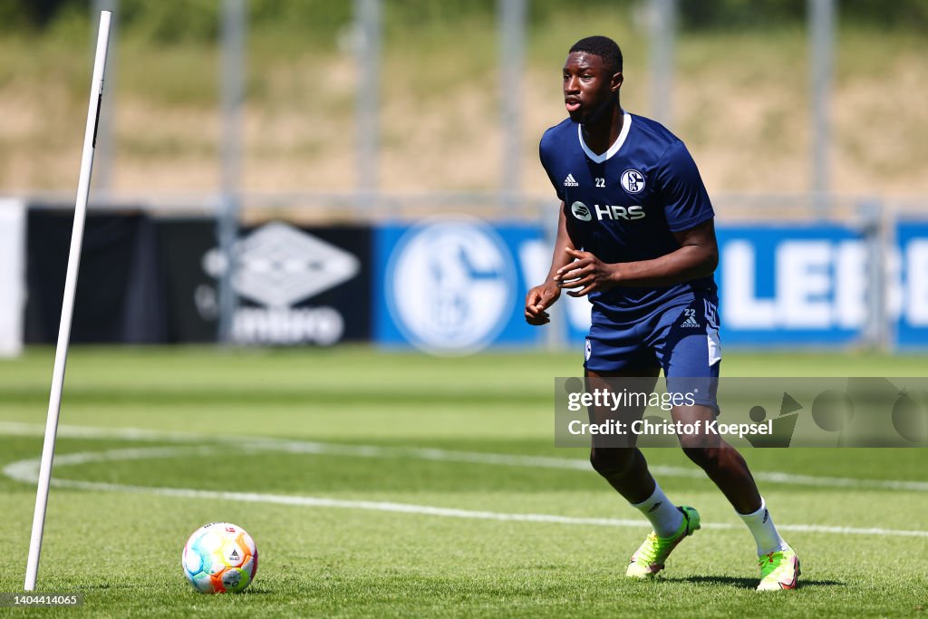 FC Schalke 04 Return For Pre-Season Training