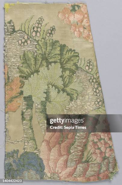 Polychrome Textile Polychrome Silk Photos and Premium High Res Pictures - Getty Images