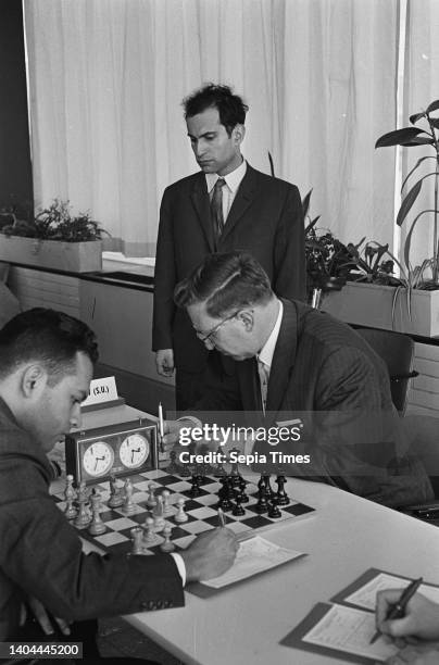 23 Mikhail Tal Photos & High Res Pictures - Getty Images