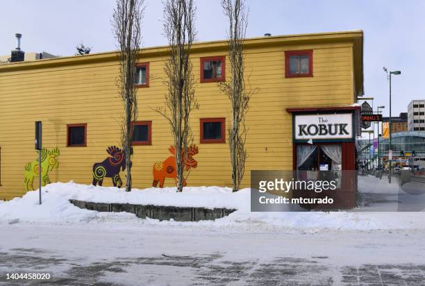 kimball building - kobuk coffee co., anchorage, alaska, usa - downtown anchorage alaska stockfoto's en -beelden