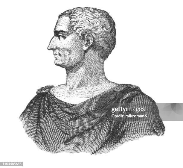 portrait of gaius julius caesar, roman general and statesman - júlio césar imagens e fotografias de stock