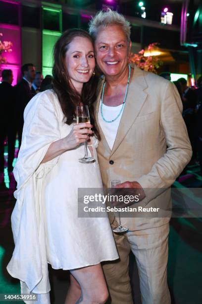 Christin Dechant and Uwe Fahrenkrog-Petersen pose at the Green Awards during day 1 of the Greentech Festival on June 22, 2022 in Berlin, Germany. The...