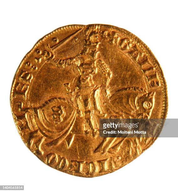 Milan, Gian Galeazzo Visconti 1385-1402. Back Florin or duchy, with the duke on horseback and shield, helmet and crest. Gold, 3.42 g. Very rare.