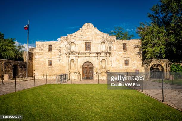 The facade of the Alamo Mission in San Antonio.