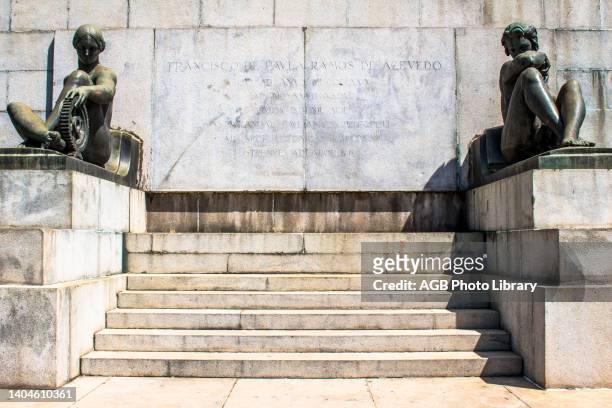 Sao Paulo, SP, Brasil, . Detalhe do monumento em homenagem para o Arquiteto Ramos de Azevedo, do escultor ítalo-brasileiro Galileo Emendabili, no...