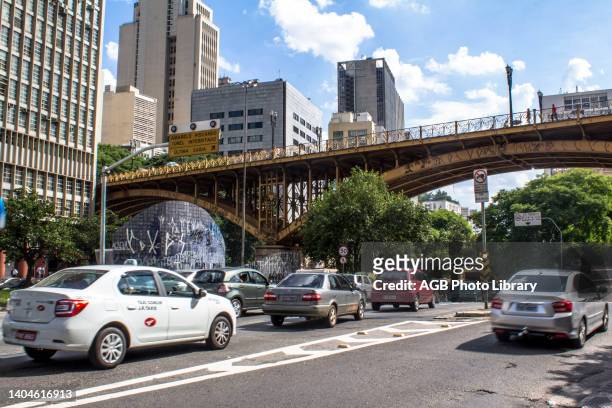 Sao Paulo, SP, Brasil, . TÚNEL ANHANGABAÚ. Entrada do túnel que passa por baixo do Vale do Anhangabaú a partir da Avenida Prestes Maia, com o Viaduto...