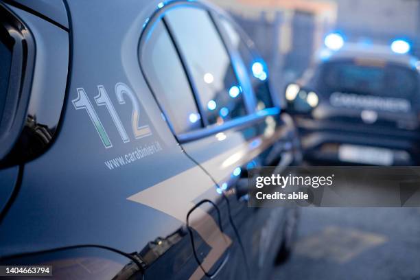 carabinieri 112 - carabinieri fotografías e imágenes de stock