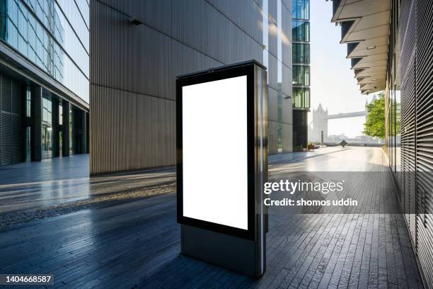blank billboard with view of tower bridge - back lit signage stock pictures, royalty-free photos & images